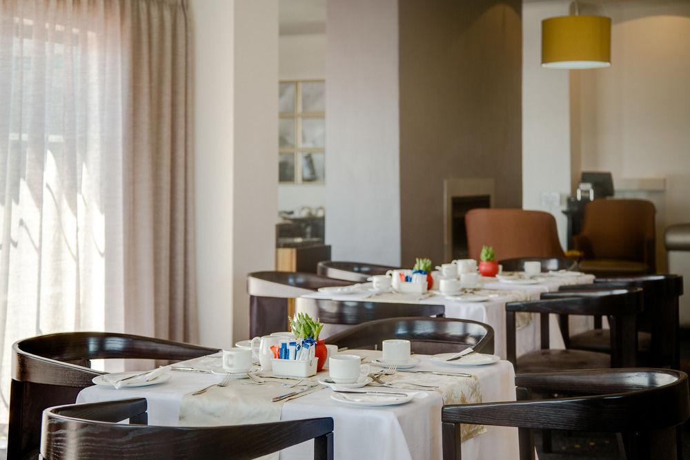 Protea Hotel By Marriott Cape Town Tyger Valley Bellville Eksteriør billede